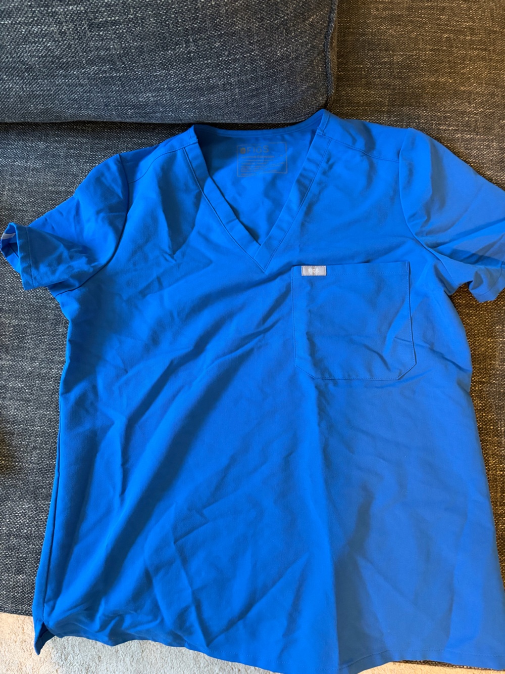 Womenās figs V-Neck Medical Scrub Top in Bright Blue